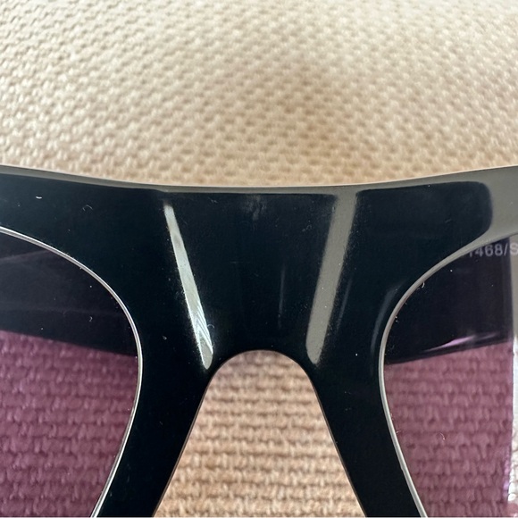 CELINE EDGE‎ CL 41468 BLACK SUNGLASSES
PHOEBE PHILO - Picture 10 of 10